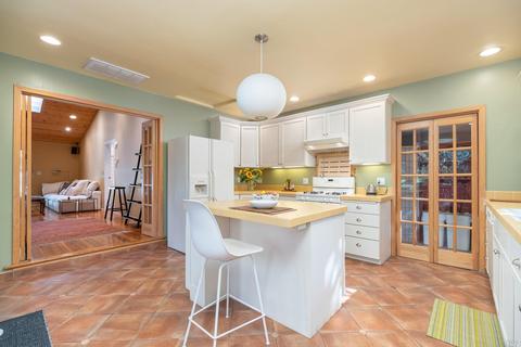 629 Cascade Dr, Fairfax, CA 94930 photo 11