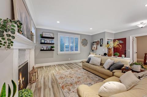 87 Cock Robin Ave, Windsor, CA 95492 photo 9