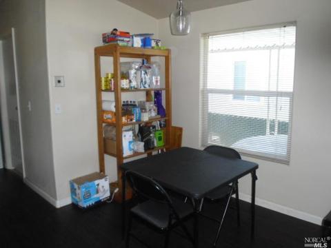 39 Catalpa St, Vallejo, CA 94589 photo 4