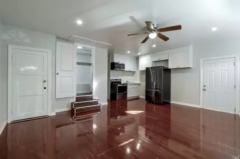 954 5th St, Vallejo, CA 94590 photo 5