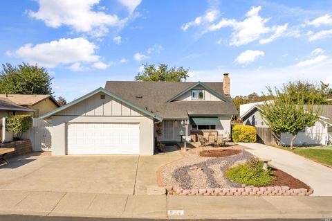 520 Silver Dr, Vacaville, CA 95687 photo 2