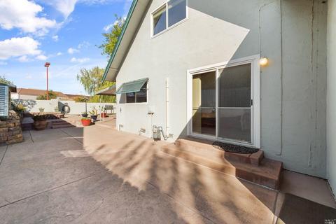 520 Silver Dr, Vacaville, CA 95687 photo 42