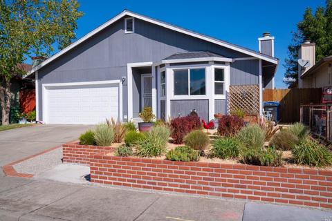 445 Ginny Dr, Windsor, CA 95492 photo 2