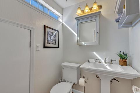284 E 2nd St, Benicia, CA 94510 photo 23