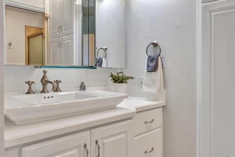 284 E 2nd St, Benicia, CA 94510 photo 38