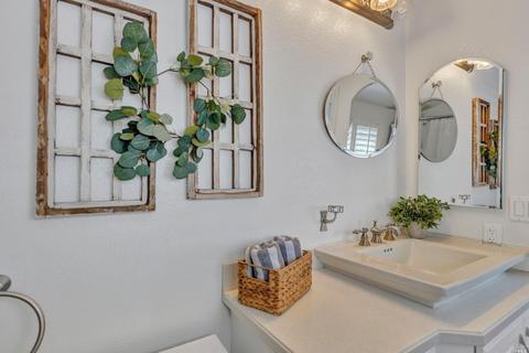 284 E 2nd St, Benicia, CA 94510 photo 29