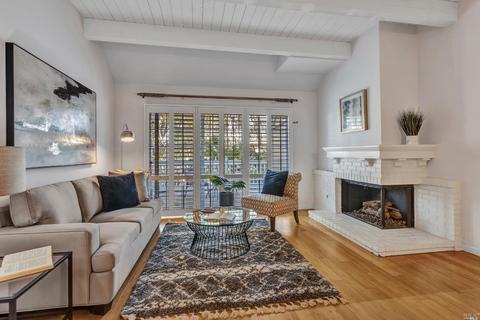 284 E 2nd St, Benicia, CA 94510 photo 11