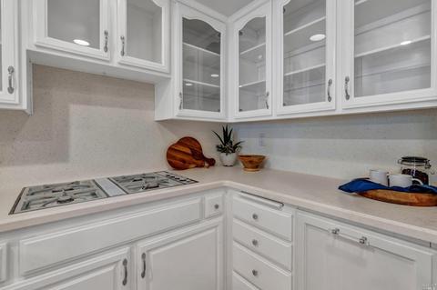 284 E 2nd St, Benicia, CA 94510 photo 19