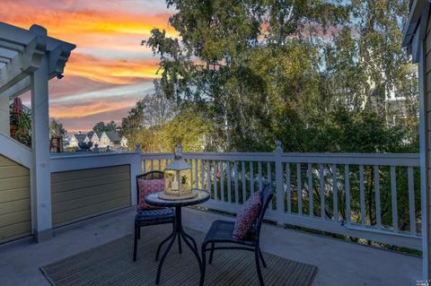 284 E 2nd St, Benicia, CA 94510 photo 53