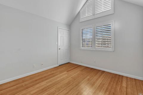 284 E 2nd St, Benicia, CA 94510 photo 26