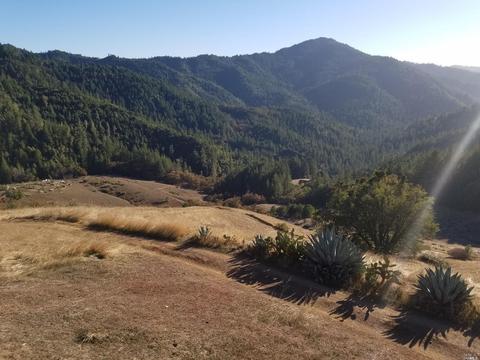 5621 Westview Rd, Willits, CA 95490 photo 3