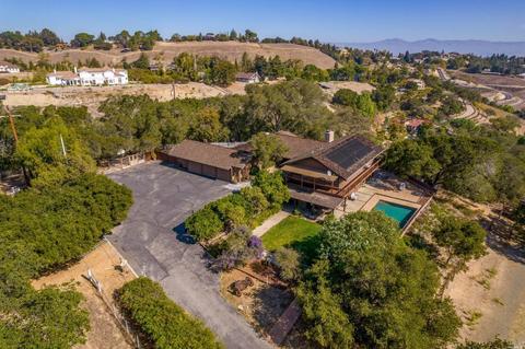 17210 Fawndale Rd, Los Gatos, CA 95032