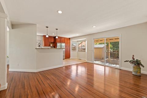 938 Milsom Pl, Windsor, CA 95492 photo 10
