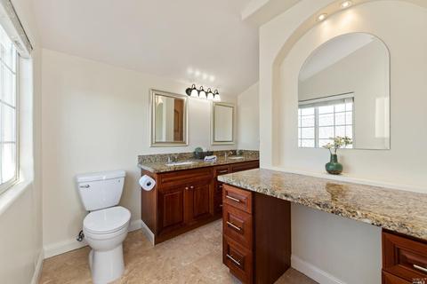 938 Milsom Pl, Windsor, CA 95492 photo 5