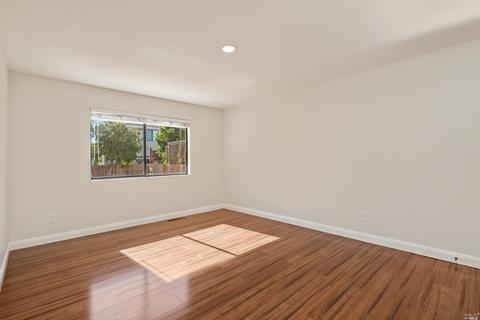 938 Milsom Pl, Windsor, CA 95492 photo 14
