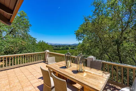 2490 Spring Mountain Rd, Saint Helena, CA 94574