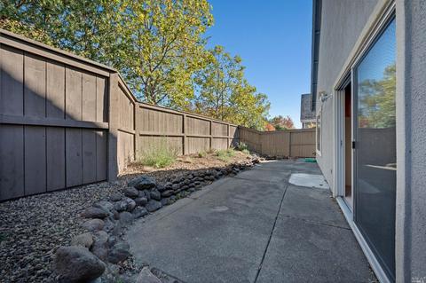 9216 Si Oliver Way, Windsor, CA 95492 photo 13