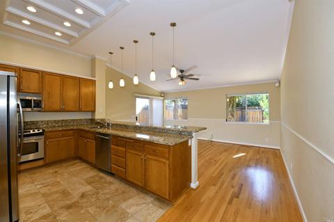 174 Espana Way, Windsor, CA 95492 photo 8