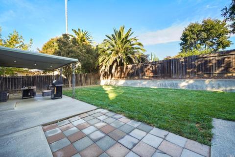 166 Arrowhead Dr, Vacaville, CA 95687 photo 32