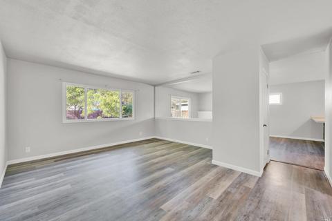 232 Bowline Dr, Vacaville, CA 95687 photo 9