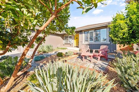 235 Pheasant Dr, Healdsburg, CA 95448 photo 3
