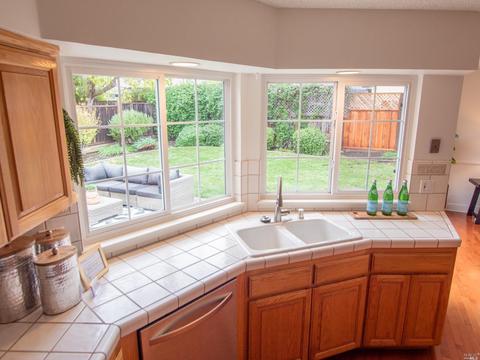 1868 Laurelview Ct, Concord, CA 94521 photo 15