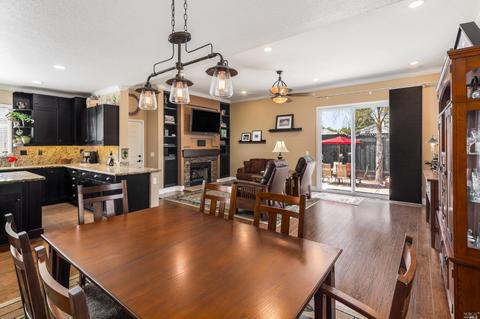 325 Maiden Ln, Windsor, CA 95492 photo 12
