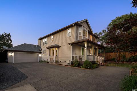325 Maiden Ln, Windsor, CA 95492 photo 4