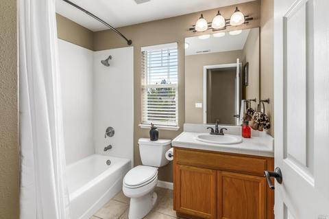 325 Maiden Ln, Windsor, CA 95492 photo 24