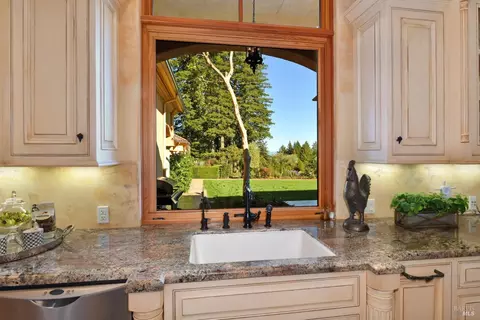 811 Jonive Rd, Sebastopol, CA 95472 photo 18