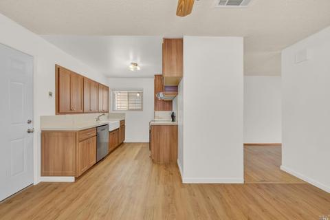 2001 Bluebird Way, Fairfield, CA 94533 photo 33
