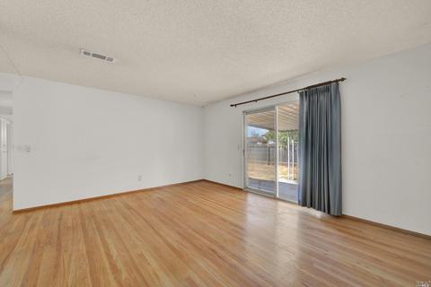 2001 Bluebird Way, Fairfield, CA 94533 photo 30