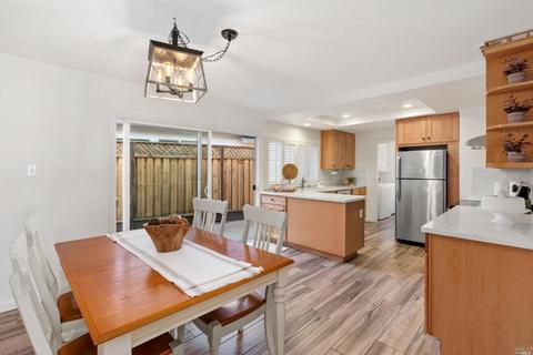309 Pine Cir, Healdsburg, CA 95448 photo 4