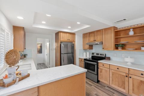 309 Pine Cir, Healdsburg, CA 95448 photo 5