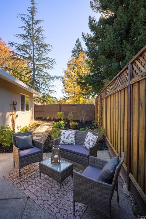 309 Pine Cir, Healdsburg, CA 95448 photo 18