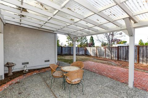 2425 Curtis Dr, Penngrove, CA 94951 photo 46