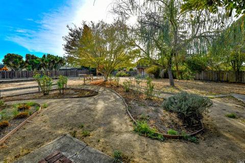 2425 Curtis Dr, Penngrove, CA 94951 photo 52