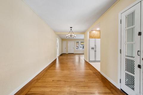 549 Russell St, Vallejo, CA 94591 photo 7
