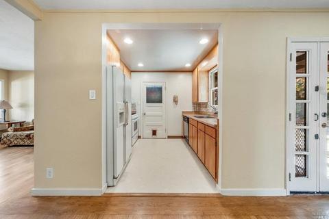 549 Russell St, Vallejo, CA 94591 photo 10