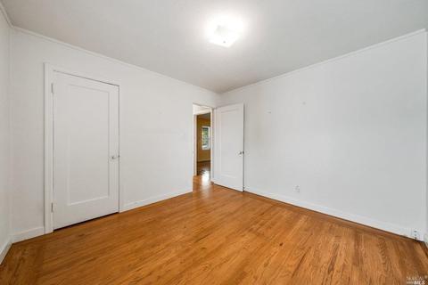 549 Russell St, Vallejo, CA 94591 photo 13