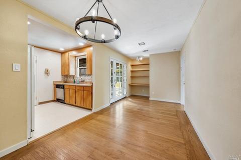 549 Russell St, Vallejo, CA 94591 photo 4
