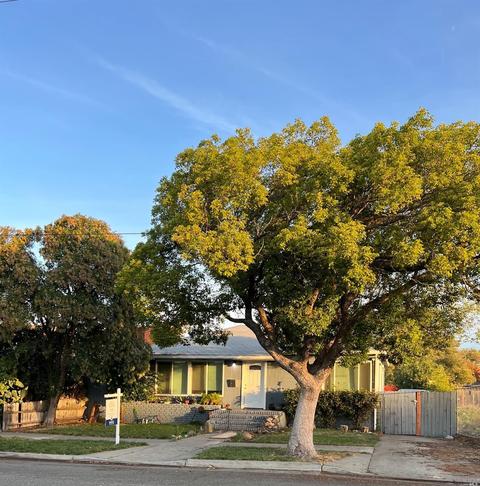 808 Illinois St, Fairfield, CA 94533 photo 1