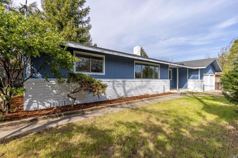 810 Walnut Ave, Ukiah, CA 95482 photo 3