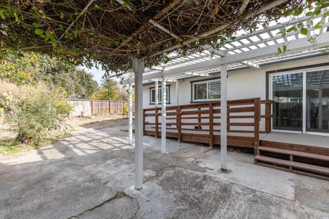 612 Bluebird Dr, Windsor, CA 95492 photo 17