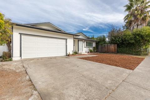 612 Bluebird Dr, Windsor, CA 95492 photo 2