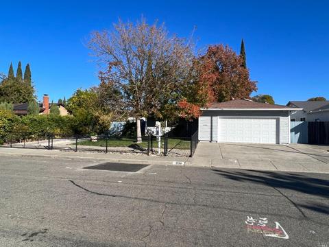 2130 Kingfisher Way, Fairfield, CA 94533 photo 3