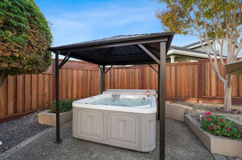 9457 Lazy Creek Dr, Windsor, CA 95492 photo 20