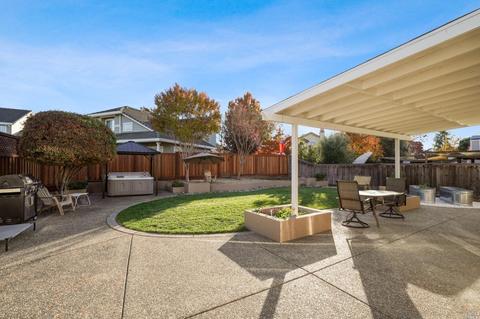 9457 Lazy Creek Dr, Windsor, CA 95492 photo 16