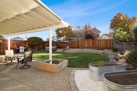 9457 Lazy Creek Dr, Windsor, CA 95492 photo 19