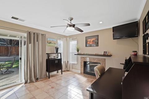 9457 Lazy Creek Dr, Windsor, CA 95492 photo 14